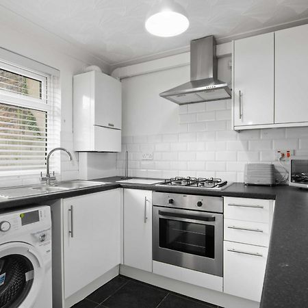 The Roost Group - Stylish Apartments Gravesend Kamer foto